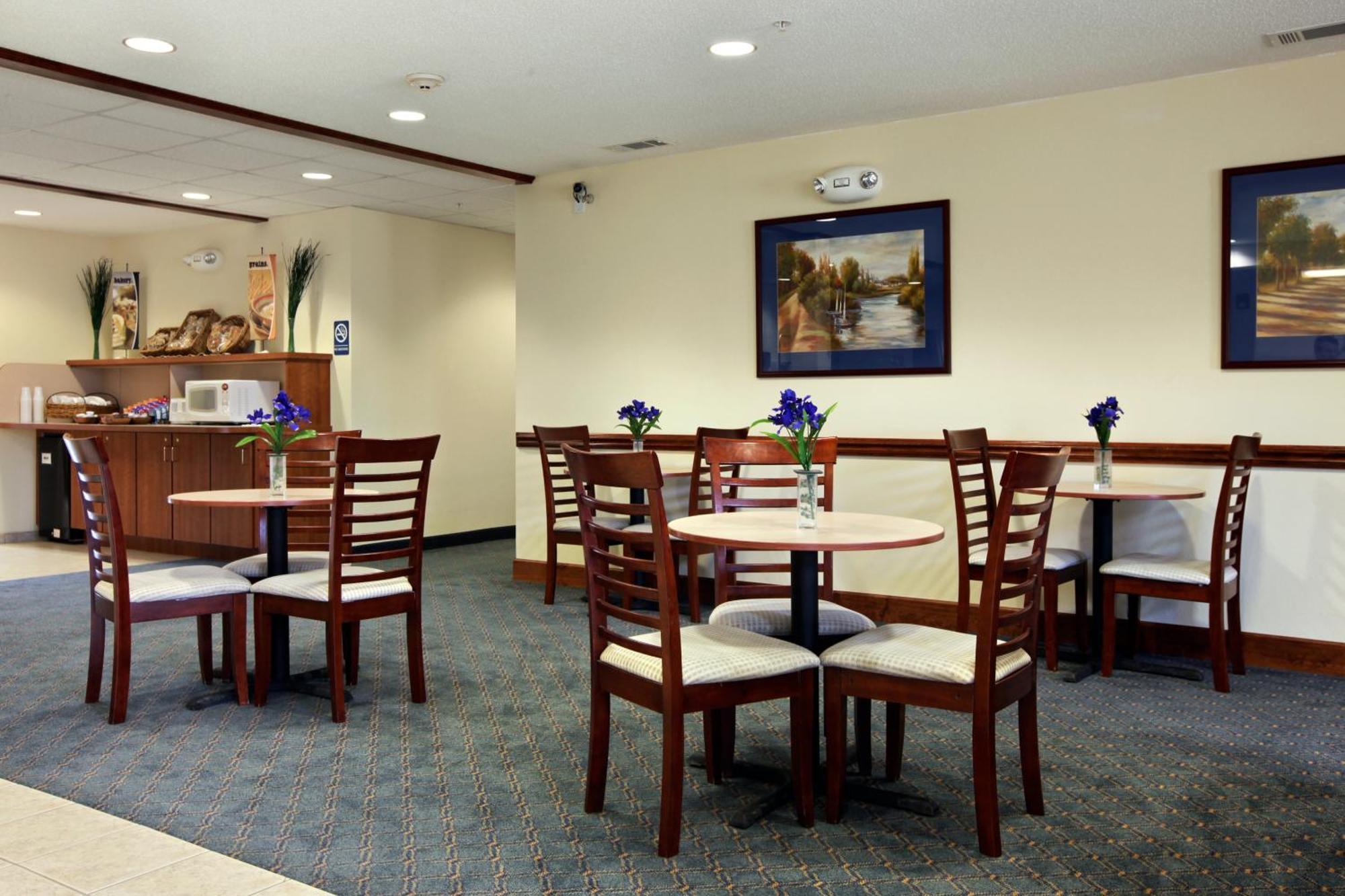 Rincon Inn And Suites Buitenkant foto